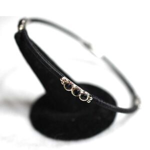 Classic Thin Black Silver Tone Metal Accent 7 Inch Like New Bracelet
